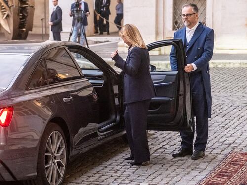 Qual è il procedimento di formazione del governo: dal giuramento alla fiducia, le tappe
