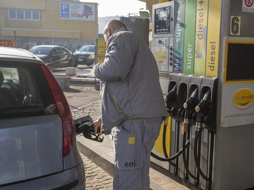 Rincaro dei carburanti, contro gli speculatori si muove l'Antitrust