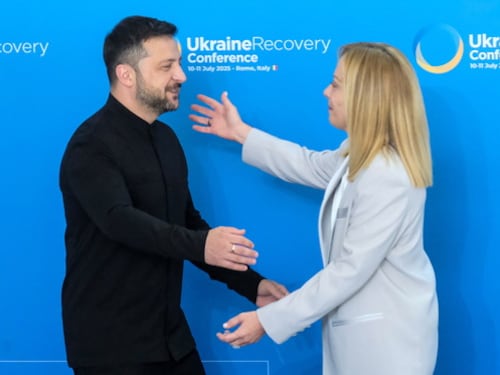 Ucraina, il piano Marshall per Kiev parte dal vertice di Roma. Meloni: pronti 10 miliardi