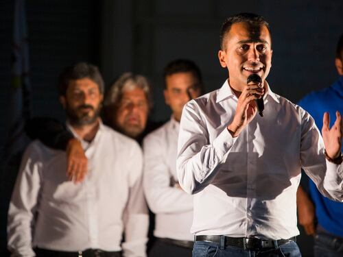 Le primarie di Grillo e Di Maio non sono peggio di quelle del Pd