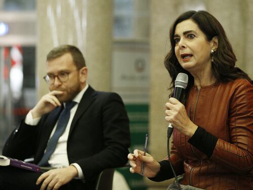 Israele, Donzelli sbugiarda Boldrini per la foto col finanziatore di Hamas