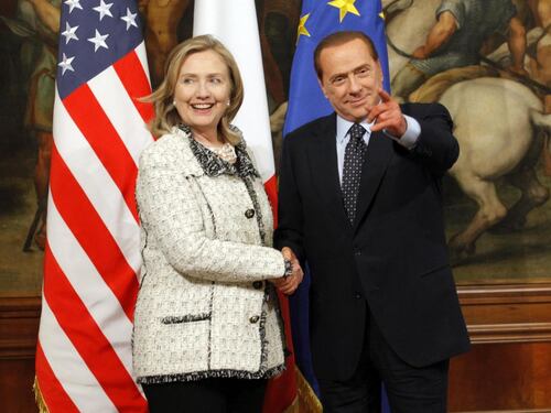Wikileaks, Hillary Clinton fece piangere Silvio Berlusconi