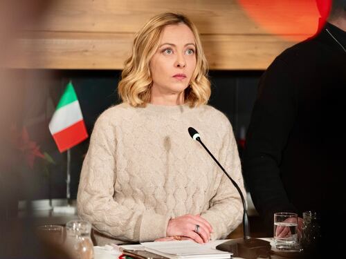 Cecilia Sala, Meloni: "Il caso oggi al Copasir". Ma la sinistra dà forfait