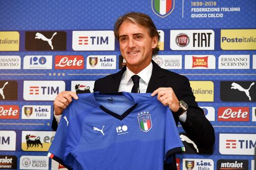 Roberto Mancini spegne le candeline. Come festeggia il ct dell'Italia