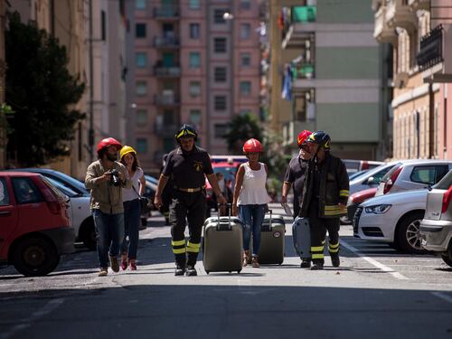 In arrivo le prime case agli sfollati. Conte: "Gesti concreti"
