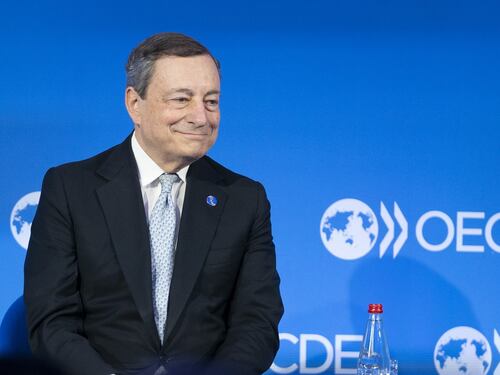 Il piano Renzi-Calenda per Mario Draghi al governo fino al 2028: doccia fredda per Meloni e Letta