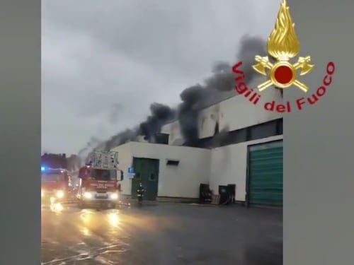 Roma, spento il maxi incendio di Malagrotta. Riflettori sulle cause del rogo
