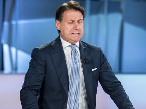 Renzi smonta il bluff di Conte sulla giustizia. "Incollati alla poltrona", e rivela la gaffe clamorosa di Giuseppi