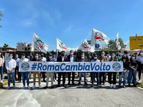 Vela di Calatrava, sit-in dei giovani di Forza Italia