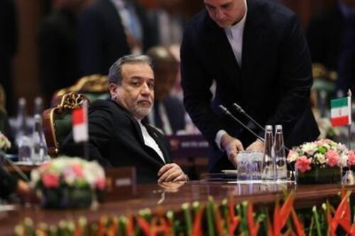 Iran, Araghchi: "Pronti ad accogliere ogni sforzo della Cina per la pace"