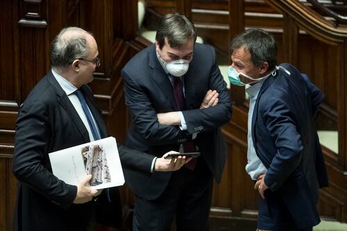 Coronavirus, nel Decreto Aprile reddito di emergenza fino a 800 euro, bonus e licenziamenti sospesi