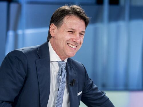 Giuseppe Conte, il sondaggio che terrorizza Beppe Grillo (e il Pd). Bomba sulla trattativa M5s