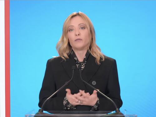 Giorgia Meloni promuove la lingua italiana: "E' un investimento strategico"