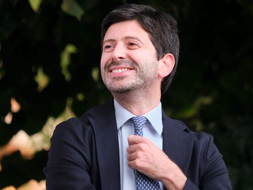 Cosa pensa Speranza degli italiani? Basta leggere la sezione fake news sul Covid nel sito del ministero