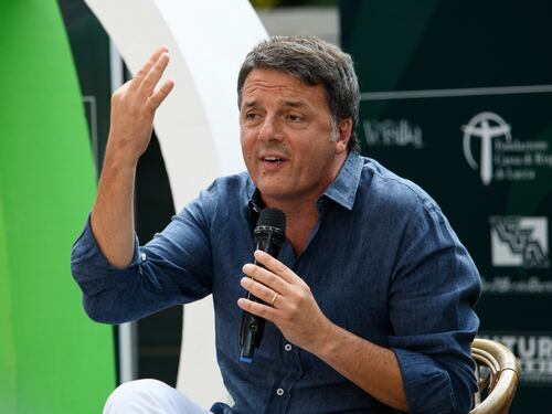 Tg2 Post, Matteo Renzi affonda Luigi Di Maio: ha riscritto la parola vergogna