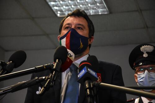 Lockdown, l'ultimatum di Salvini a Draghi: no alla proroga delle chiusure di imprese e negozi