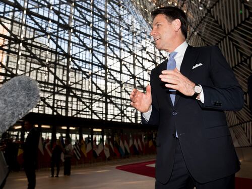 Conte ci prova: "Cambiamo le regole". Ma l'Ue è irremovibile