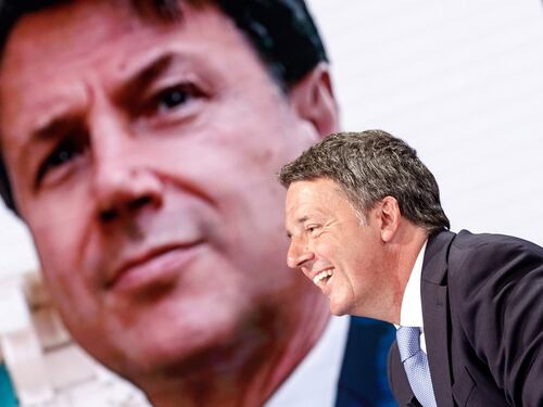 Renzi sfida Conte al faccia a faccia in tv: "Ma tanto lui scapperà"