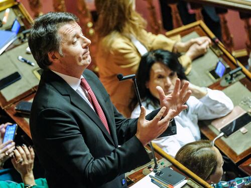 Senato, Renzi asfalta il Pd: "È masochista". E apre a Meloni sul presidenzialismo
