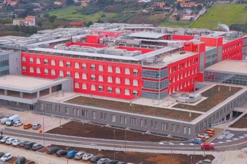 Coronavirus, un medico positivo ai Castelli ma nessuno lo sa