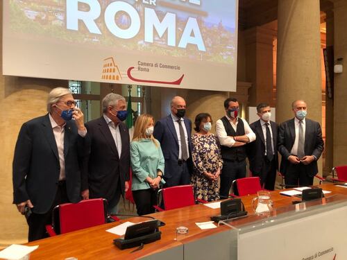 Michetti-Matone per Roma dopo il deserto Raggi. Così Salvini infiamma il derby della Capitale