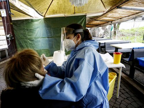 Aumentano i contagi a Roma: sono 846, quasi 300 più di ieri
