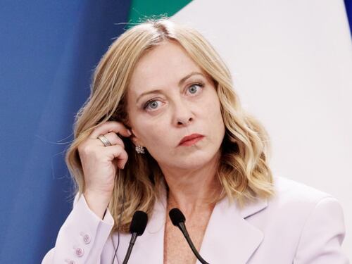 Meloni a Netanyahu: Gaza, situazione ingiustificabile. Piena sintonia con Mattarella