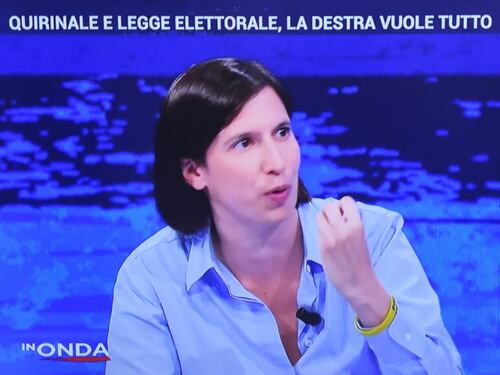 In Onda, Quirinale vietato alla destra? La sparata di Schlein, imbarazzo in tv