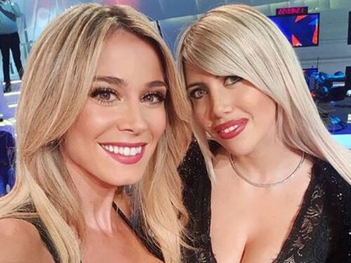 Delirio social sul selfie esplosivo di Diletta Leotta e Wanda Nara