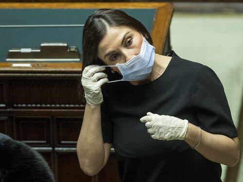 Tra Pd e Italia viva volano stracci. Insulti alla Morani, scatta la rissa social
