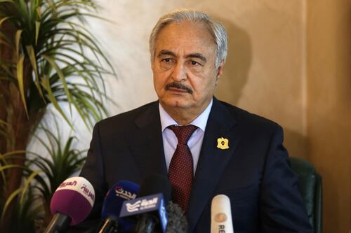 Libia, Haftar: bombarderemo le navi italiane. Gentiloni: notizie infondate