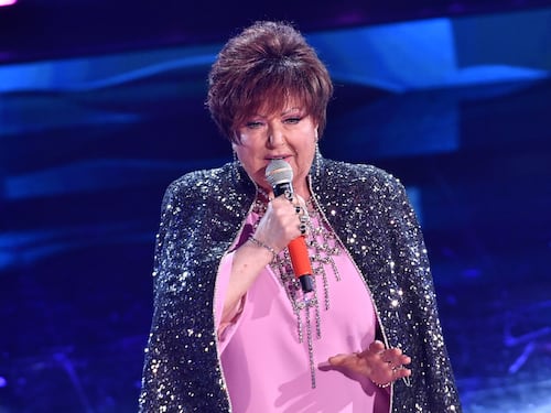 Sanremo 2021, Orietta Berti nel backstage con i Maneskin: scusate se vi ho chiamato Naziskin
