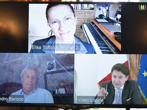 Elisa da Conte per tutti i musicisti. "Chi l'ha scelta? Una presa per il c...", lo sfogo del compositore