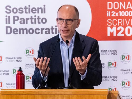Francesco Rutelli in treno, Walter Veltroni col bus. Enrico Letta sceglie il pullmino elettrico