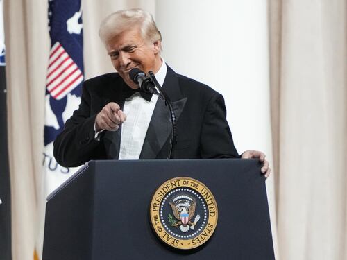 Ciclone Trump: via da accordi di Parigi e Oms. Torna la pena di morte federale