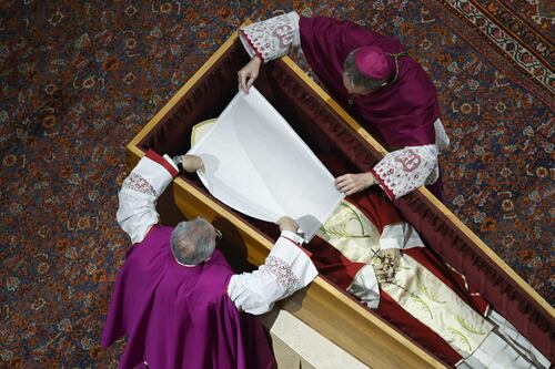 Papa Ratzinger, quel filo tenue che lo lega a Lady Diana