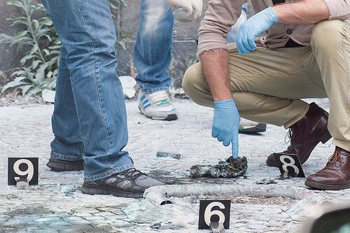 Esplosione in strada all'AventinoFalso allarme bomba al Circo Massimo