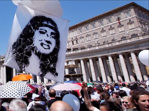 Spunta un documento, nuovo giallo in Vaticano. "Spesi 500 milioni di lire per allontanare Emanuela Orlandi"