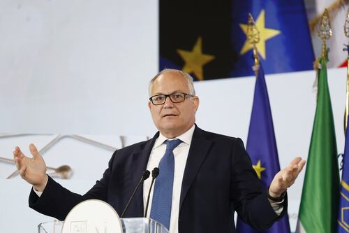 Roma, Gualtieri si allarga lo staff. Pioggia di contratti in arrivo