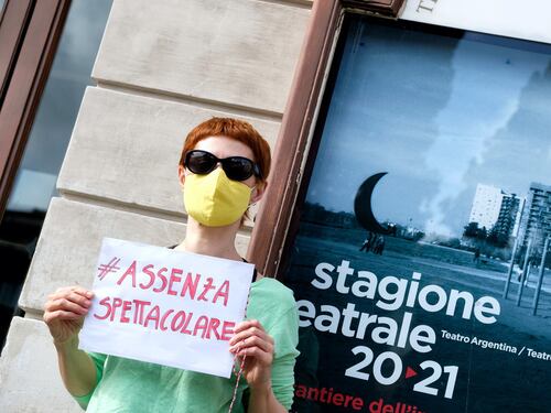 Su il sipario al Teatro di Roma. Gare e appalti sospetti, il caso in Parlamento