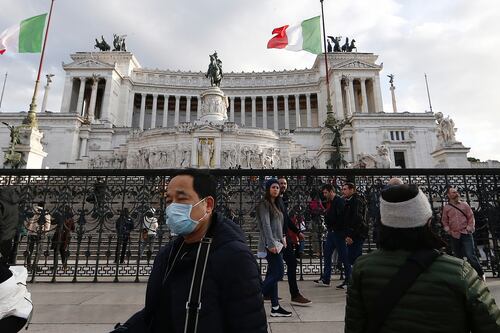 Il coronavirus stronca il turismo. Crollo a Roma dei viaggi organizzati