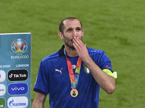 Euro2020, il Pd è spaccato su tutto. La confessione sull'Italia: "Chiellini? Vince chi non si inginocchia"