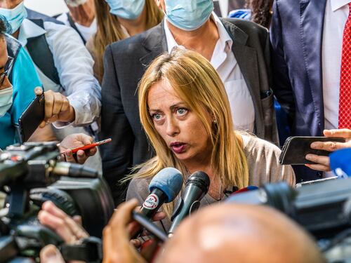 Centrodestra caterpillar. Spunta il pronostico di Giorgia Meloni