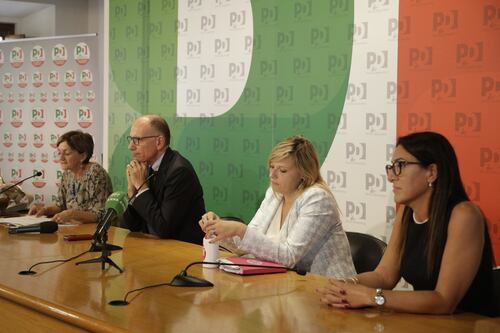 Le donne dopo il boom Meloni scoprono che il Pd è misogino