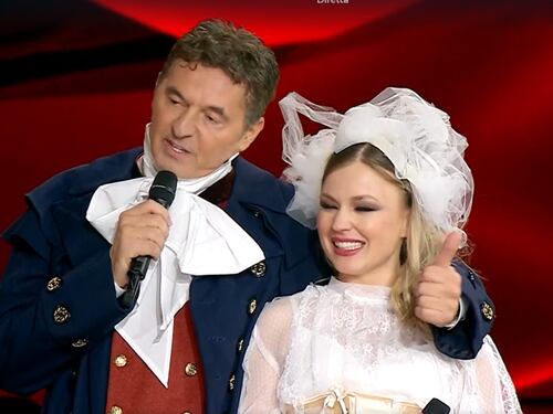 Ballando con le Stelle, Teo Mammuccari in imbarazzo: la minaccia a Milly Carlucci