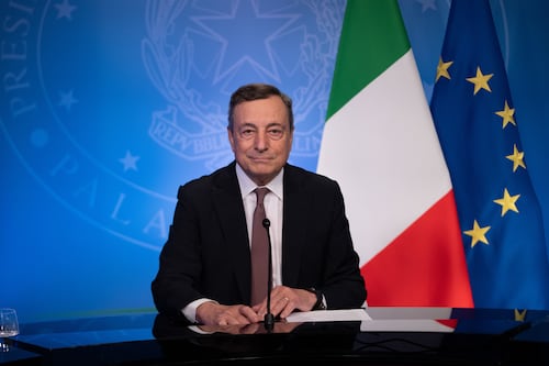 La preoccupazione di Draghi per il mercato del lavoro: ripresa sia duratura e sostenibile