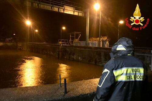 Esonda il lago di Como. L'acqua invade la città