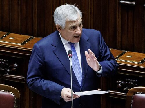 Medio Oriente, Tajani fa un appello agli italiani in Libano: lasciate zone a rischio
