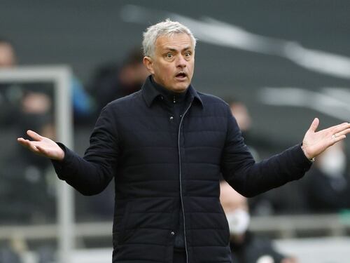 Roma impazzita di gioia per Josè Mourinho: social increduli, i tifosi elogiano i Friedkin e si emozionano