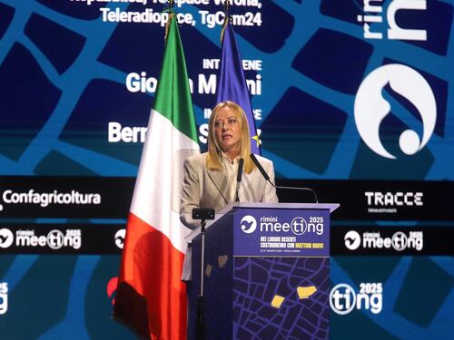 Flotilla, Meloni risponde a Schlein: "Per gli aiuti esistono canali più efficaci ma tuteleremo i connazionali"